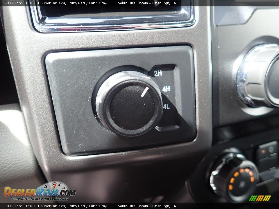 2019 Ford F150 XLT SuperCab 4x4 Ruby Red / Earth Gray Photo #21