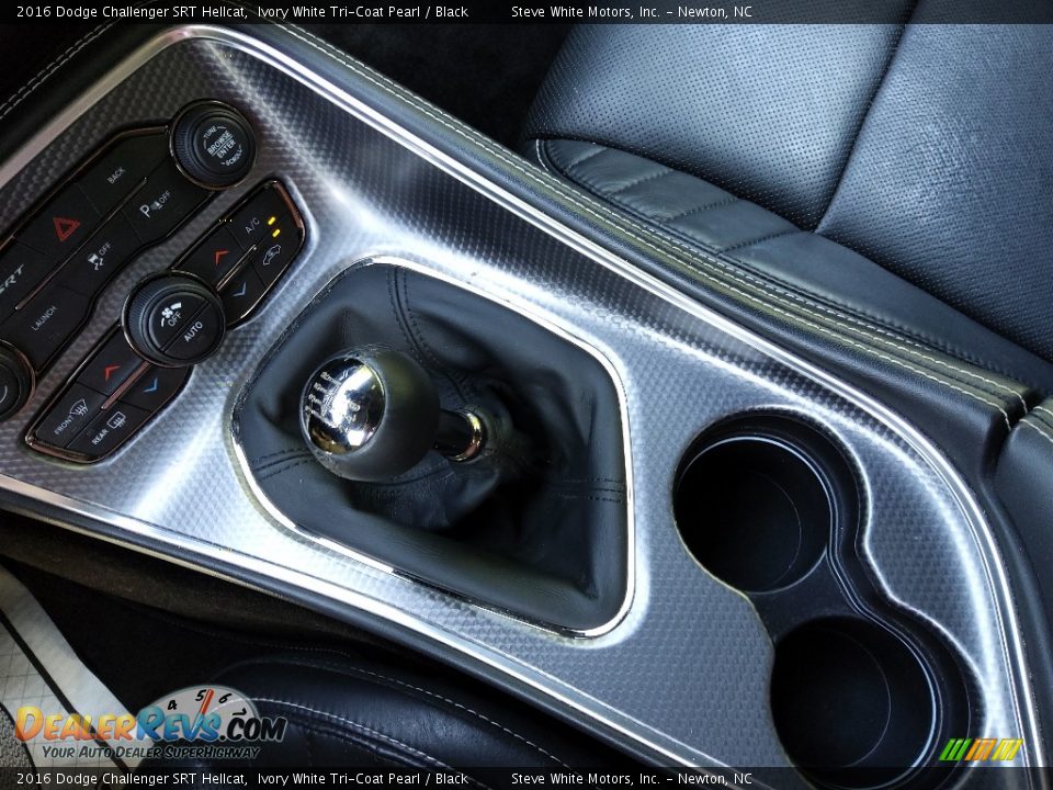 2016 Dodge Challenger SRT Hellcat Shifter Photo #24