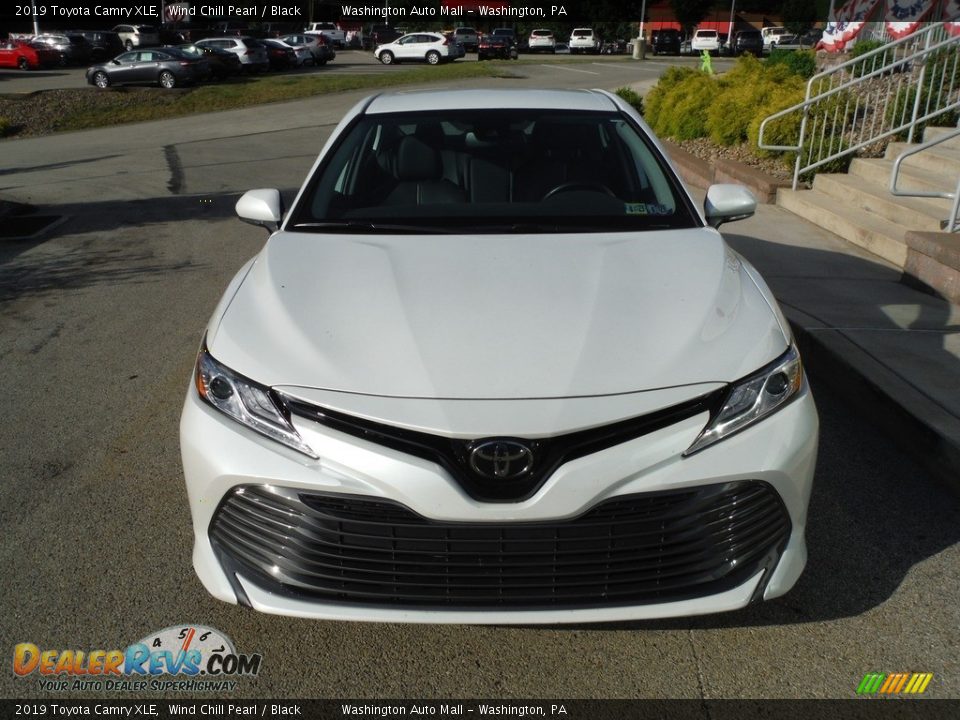 2019 Toyota Camry XLE Wind Chill Pearl / Black Photo #10