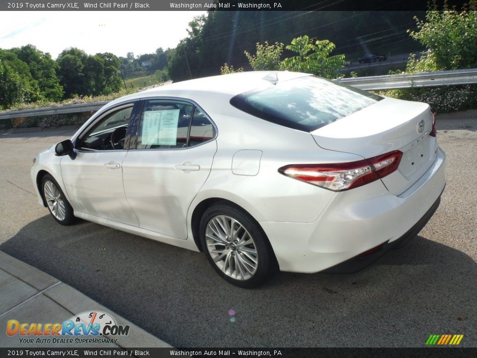 2019 Toyota Camry XLE Wind Chill Pearl / Black Photo #13