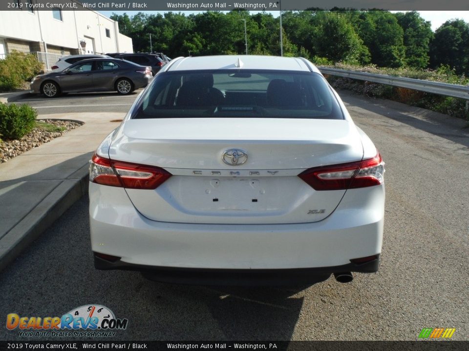 2019 Toyota Camry XLE Wind Chill Pearl / Black Photo #14
