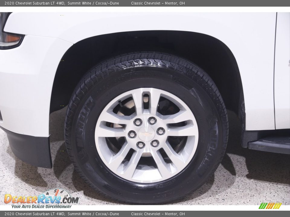 2020 Chevrolet Suburban LT 4WD Wheel Photo #24