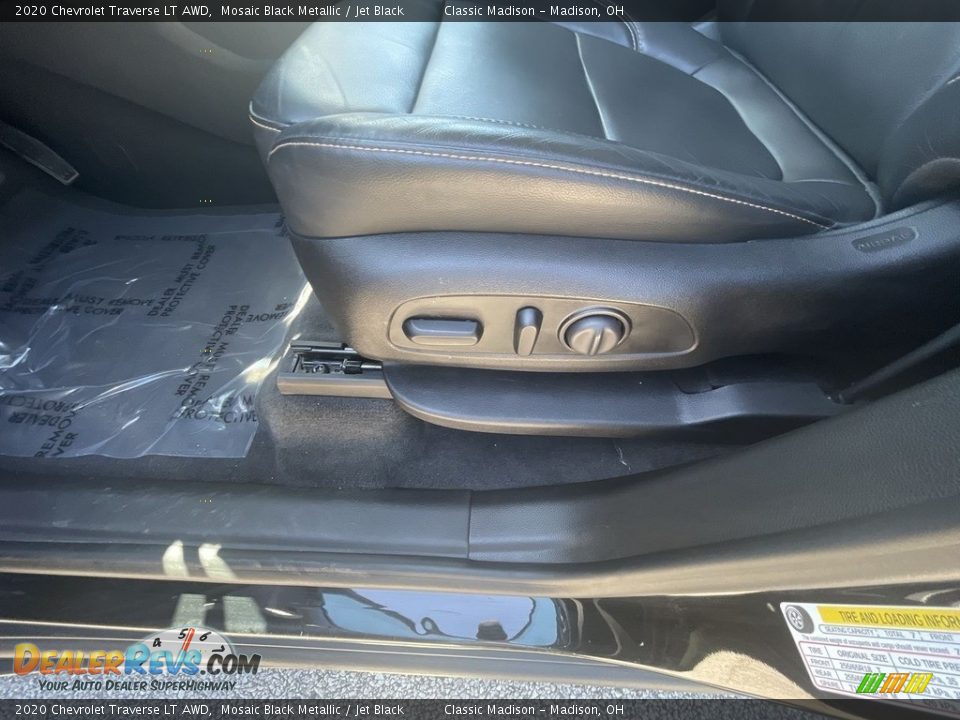 2020 Chevrolet Traverse LT AWD Mosaic Black Metallic / Jet Black Photo #7