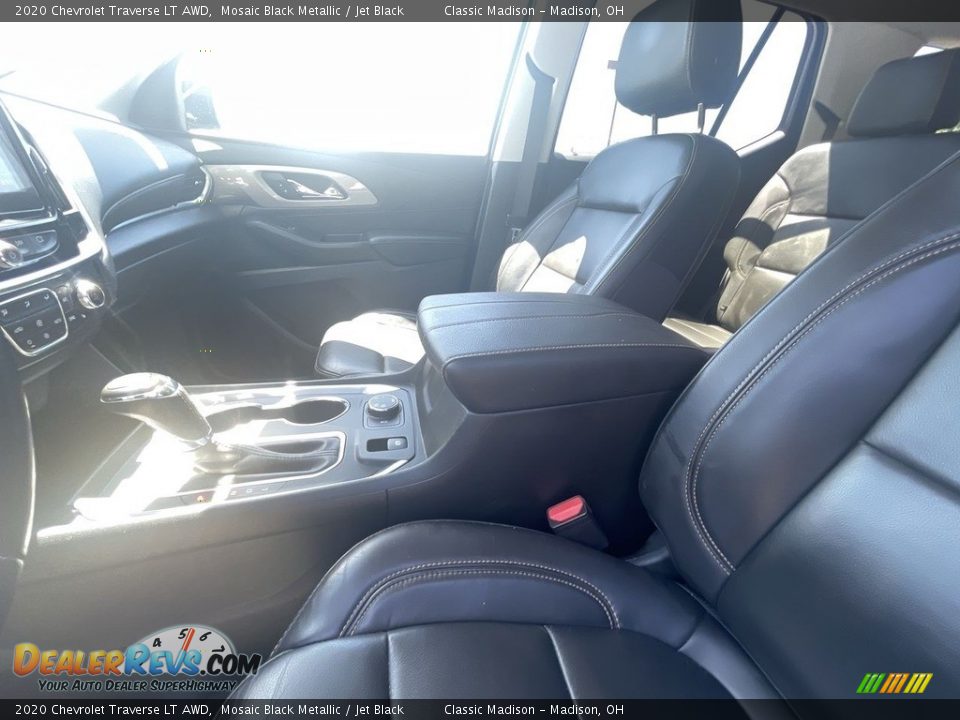2020 Chevrolet Traverse LT AWD Mosaic Black Metallic / Jet Black Photo #15