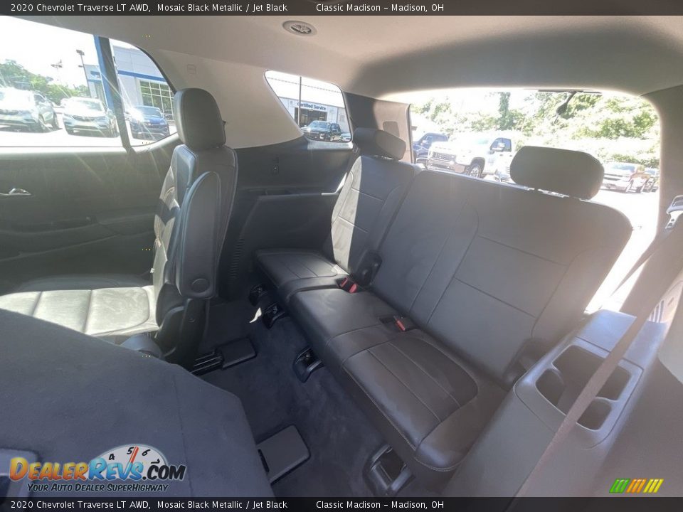 2020 Chevrolet Traverse LT AWD Mosaic Black Metallic / Jet Black Photo #17