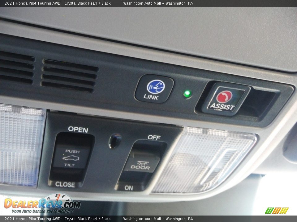 2021 Honda Pilot Touring AWD Crystal Black Pearl / Black Photo #28
