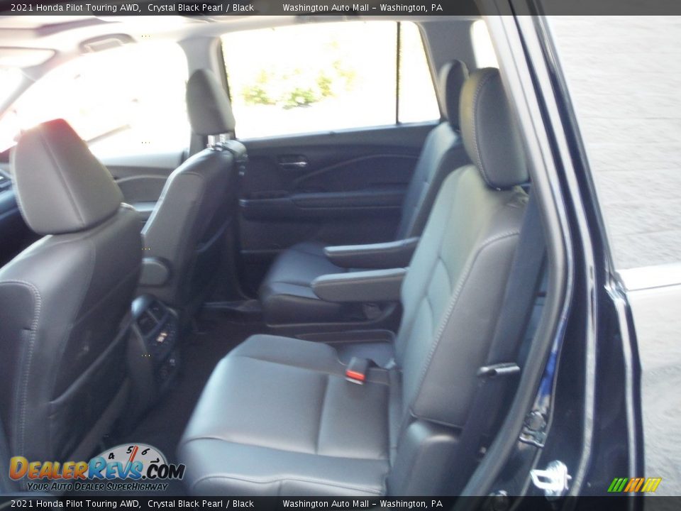 2021 Honda Pilot Touring AWD Crystal Black Pearl / Black Photo #33