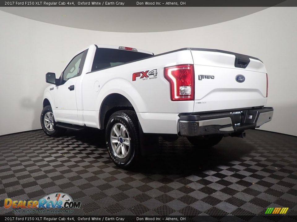 Oxford White 2017 Ford F150 XLT Regular Cab 4x4 Photo #11