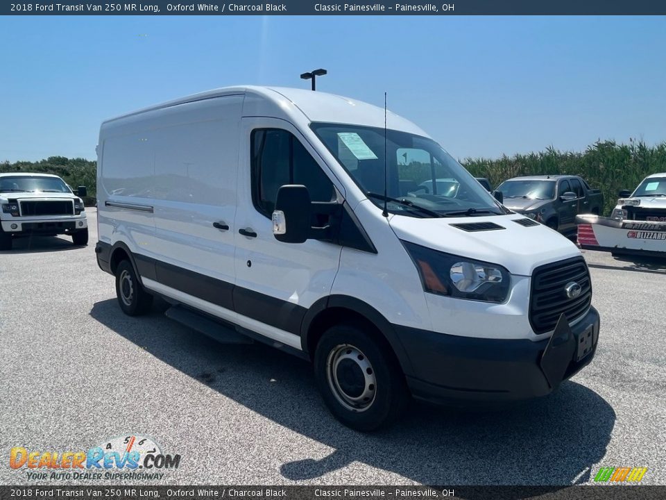 2018 Ford Transit Van 250 MR Long Oxford White / Charcoal Black Photo #2