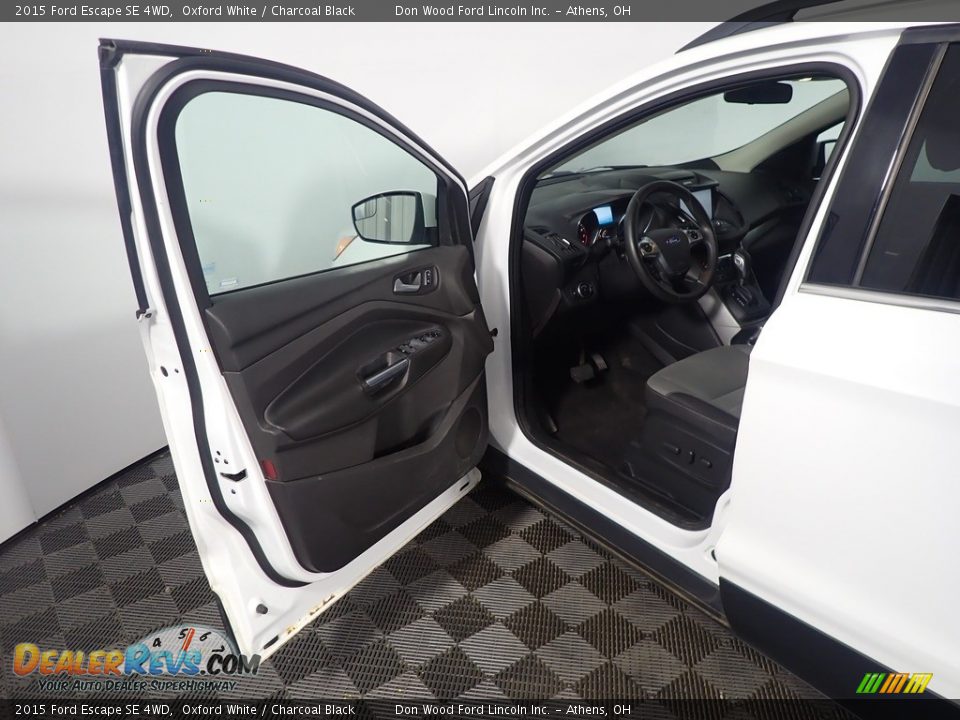 2015 Ford Escape SE 4WD Oxford White / Charcoal Black Photo #21