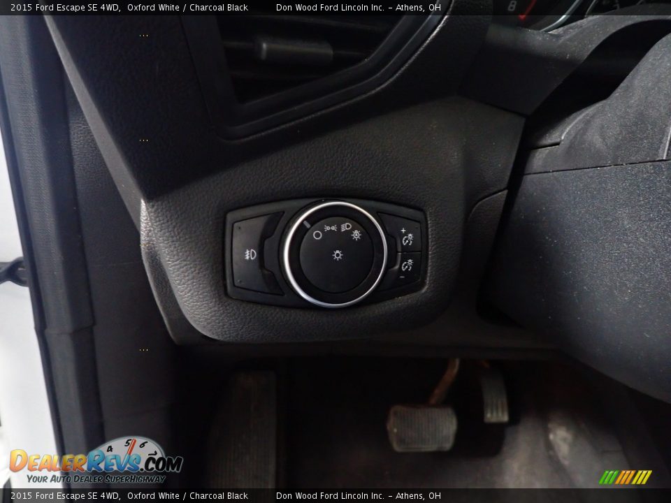 2015 Ford Escape SE 4WD Oxford White / Charcoal Black Photo #32