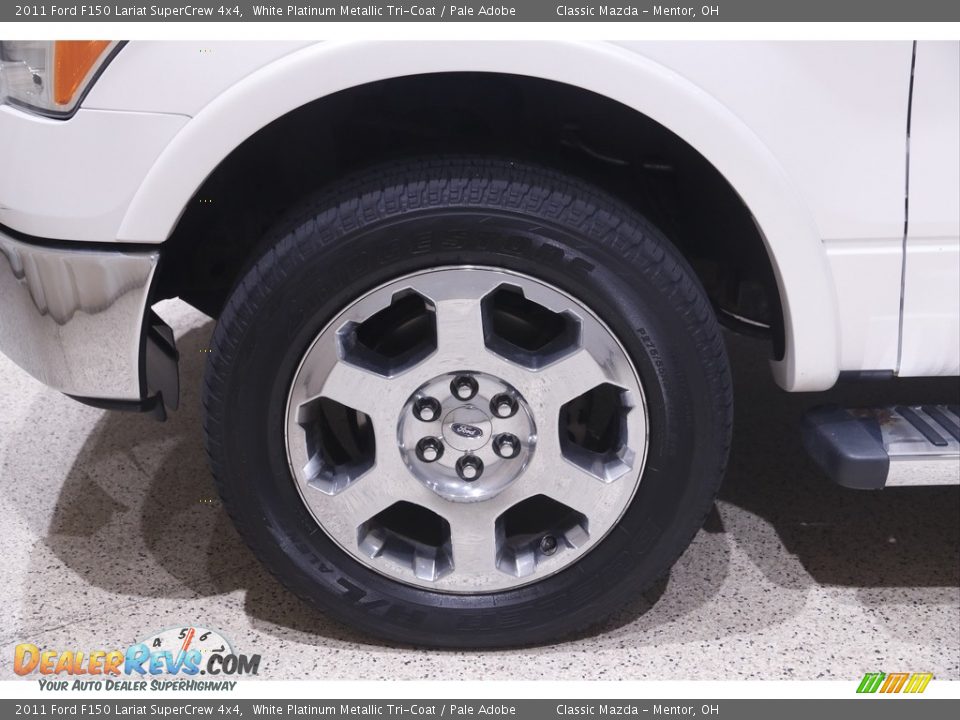 2011 Ford F150 Lariat SuperCrew 4x4 White Platinum Metallic Tri-Coat / Pale Adobe Photo #22
