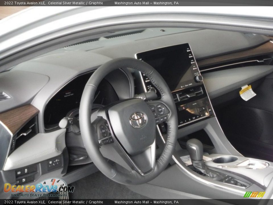 Dashboard of 2022 Toyota Avalon XLE Photo #10