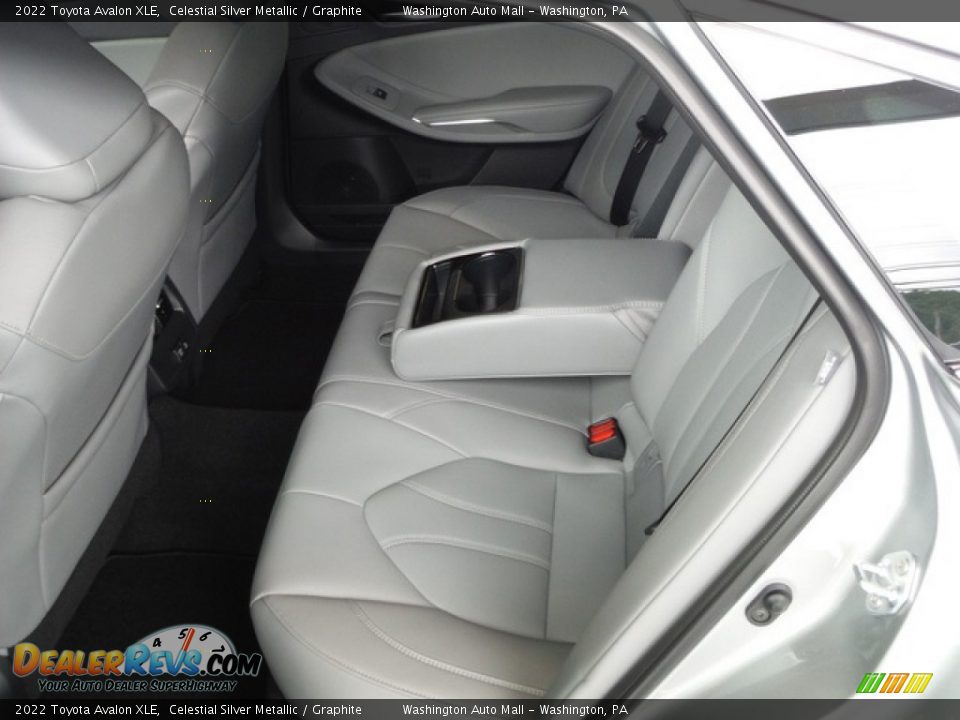 Rear Seat of 2022 Toyota Avalon XLE Photo #26