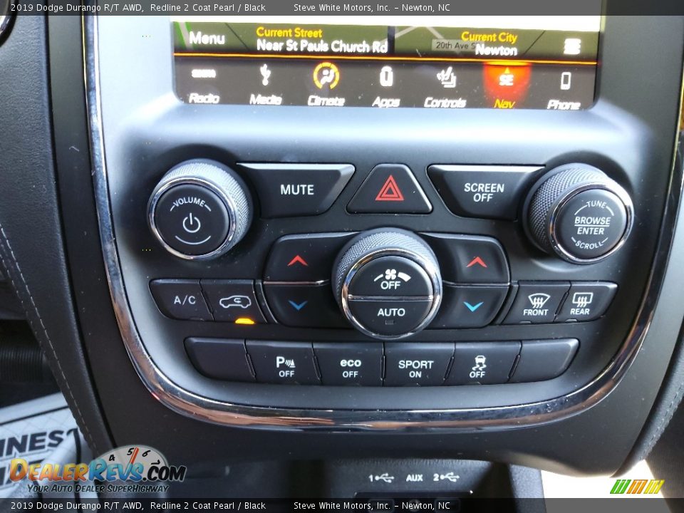 Controls of 2019 Dodge Durango R/T AWD Photo #27