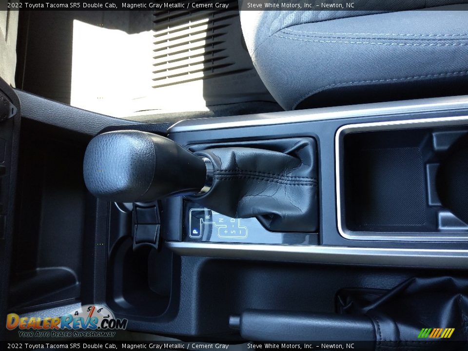 2022 Toyota Tacoma SR5 Double Cab Shifter Photo #23