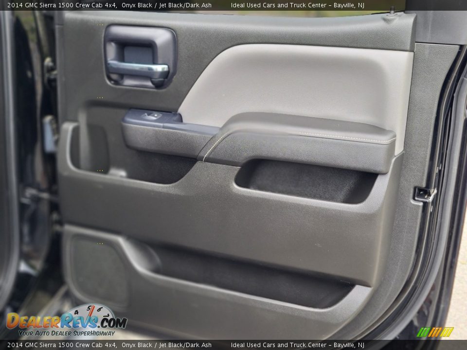 Door Panel of 2014 GMC Sierra 1500 Crew Cab 4x4 Photo #13