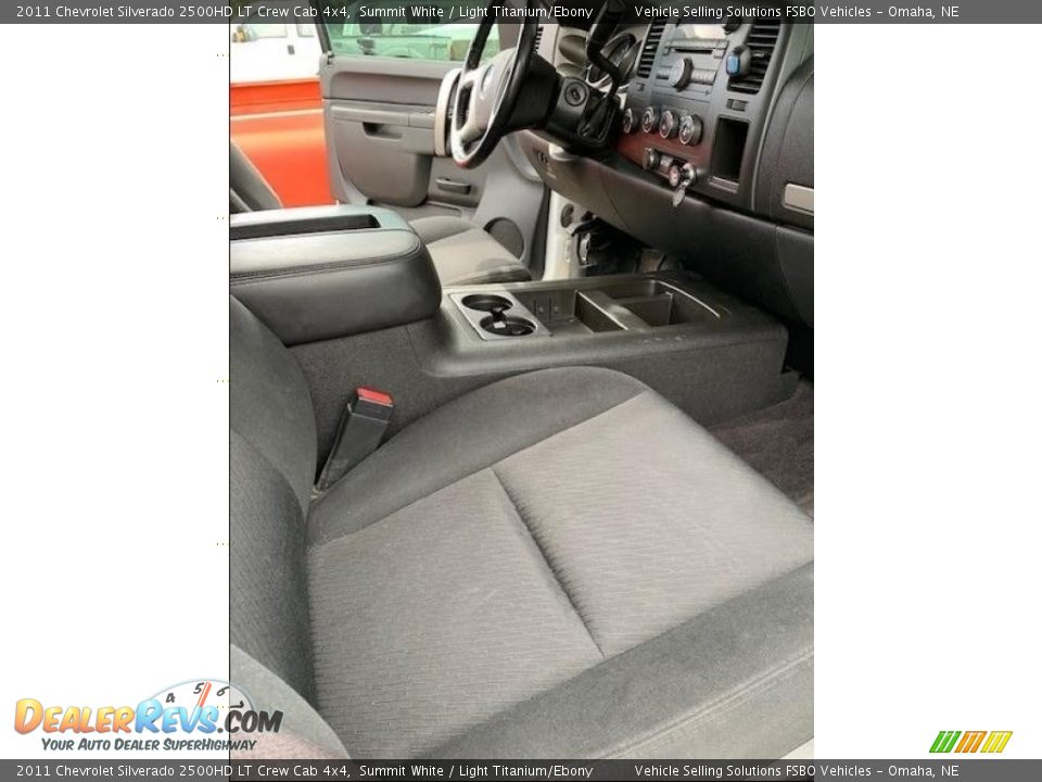 2011 Chevrolet Silverado 2500HD LT Crew Cab 4x4 Summit White / Light Titanium/Ebony Photo #3