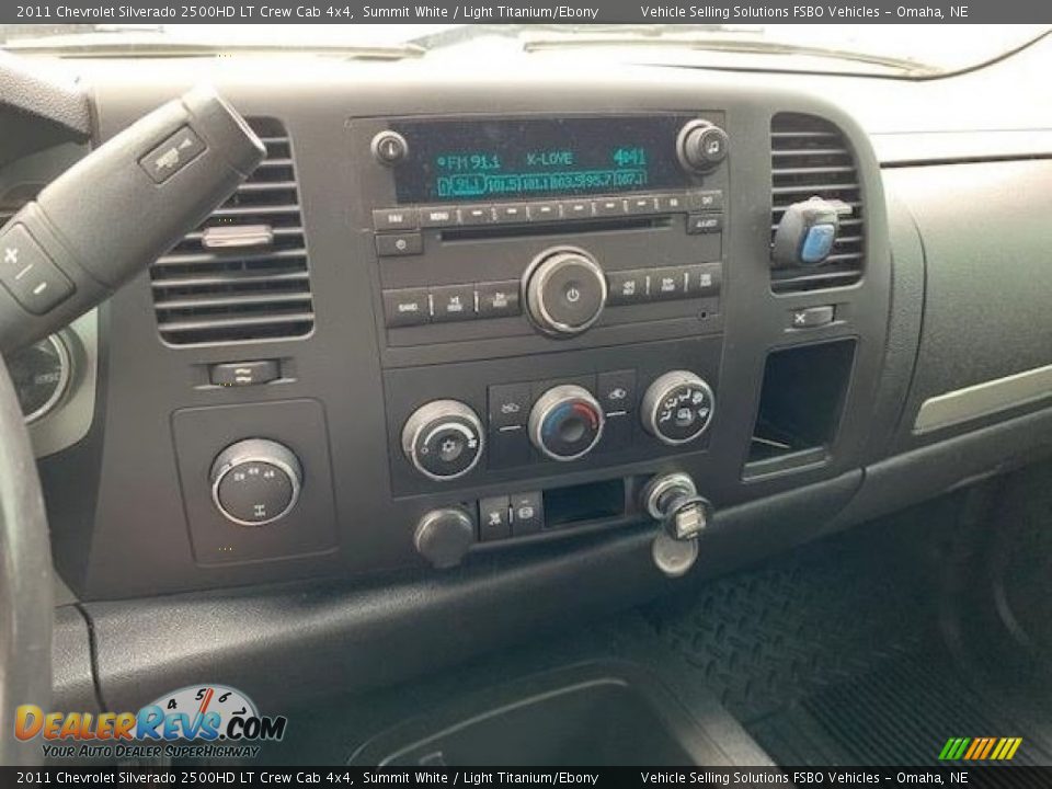 2011 Chevrolet Silverado 2500HD LT Crew Cab 4x4 Summit White / Light Titanium/Ebony Photo #4