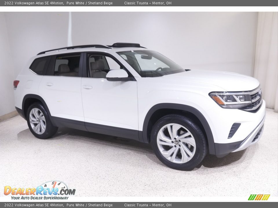 2022 Volkswagen Atlas SE 4Motion Pure White / Shetland Beige Photo #1