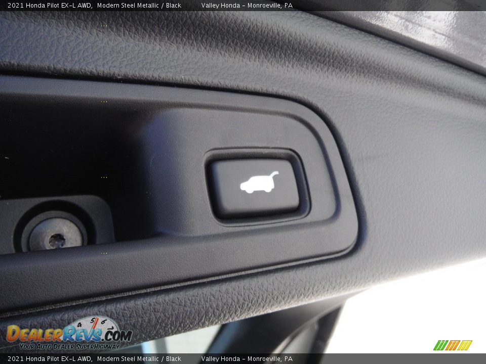 2021 Honda Pilot EX-L AWD Modern Steel Metallic / Black Photo #30