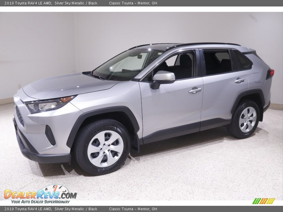 2019 Toyota RAV4 LE AWD Silver Sky Metallic / Black Photo #3