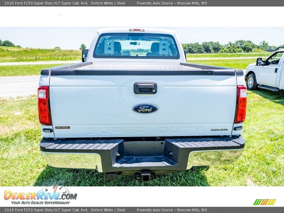 2016 Ford F250 Super Duty XLT Super Cab 4x4 Oxford White / Steel Photo #5