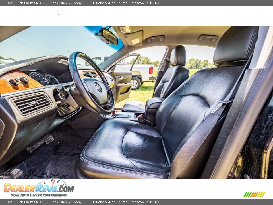 2005 Buick LaCrosse CXL Black Onyx / Ebony Photo #18