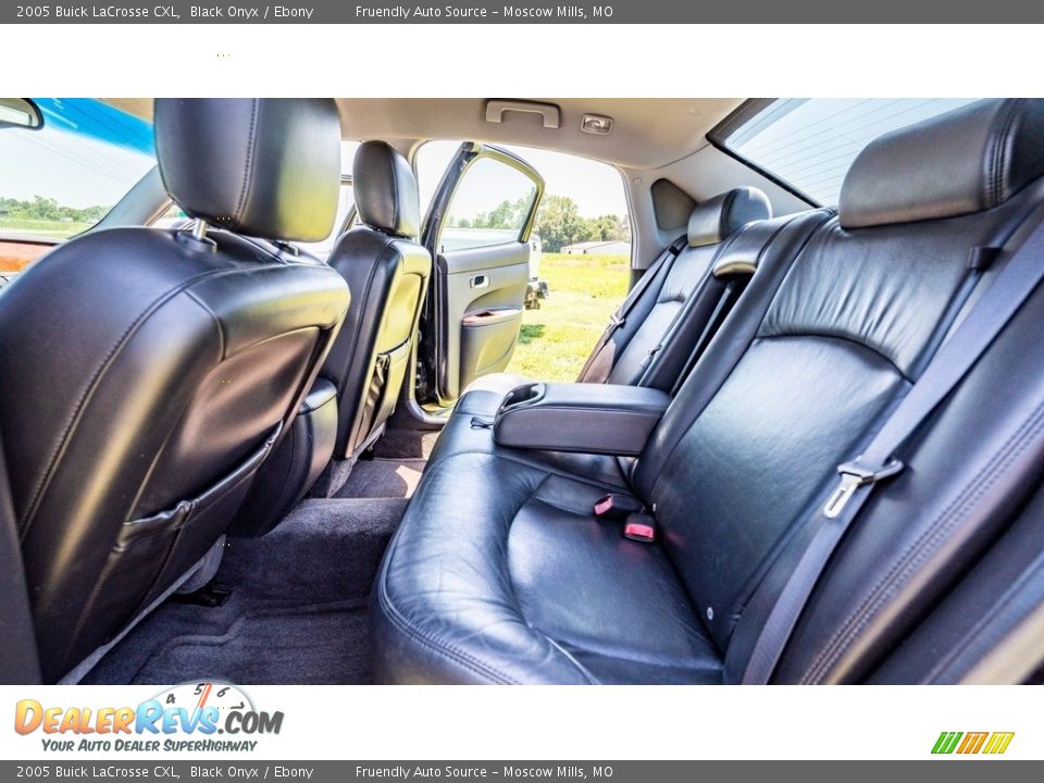 2005 Buick LaCrosse CXL Black Onyx / Ebony Photo #22