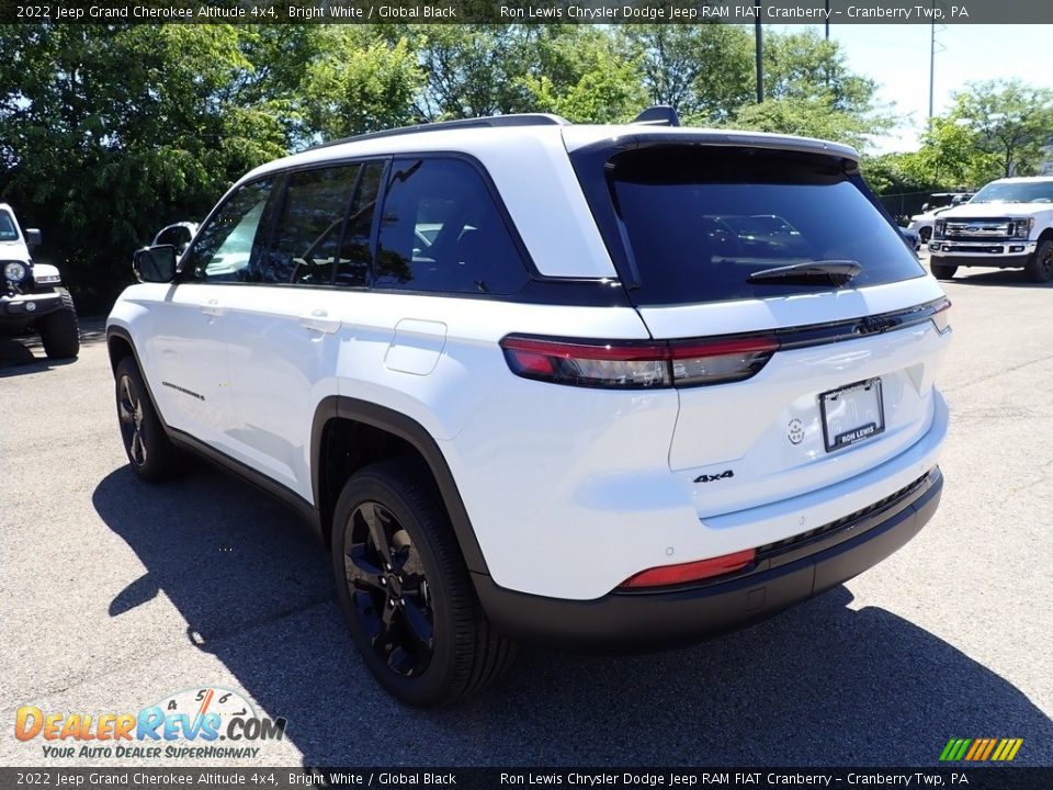 2022 Jeep Grand Cherokee Altitude 4x4 Bright White / Global Black Photo #3