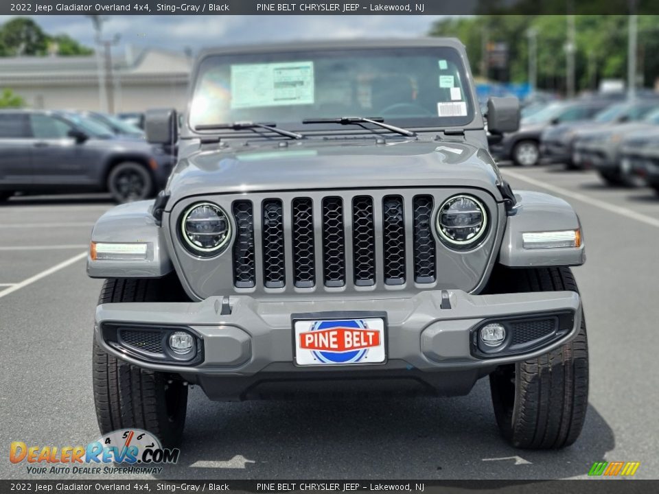 2022 Jeep Gladiator Overland 4x4 Sting-Gray / Black Photo #2