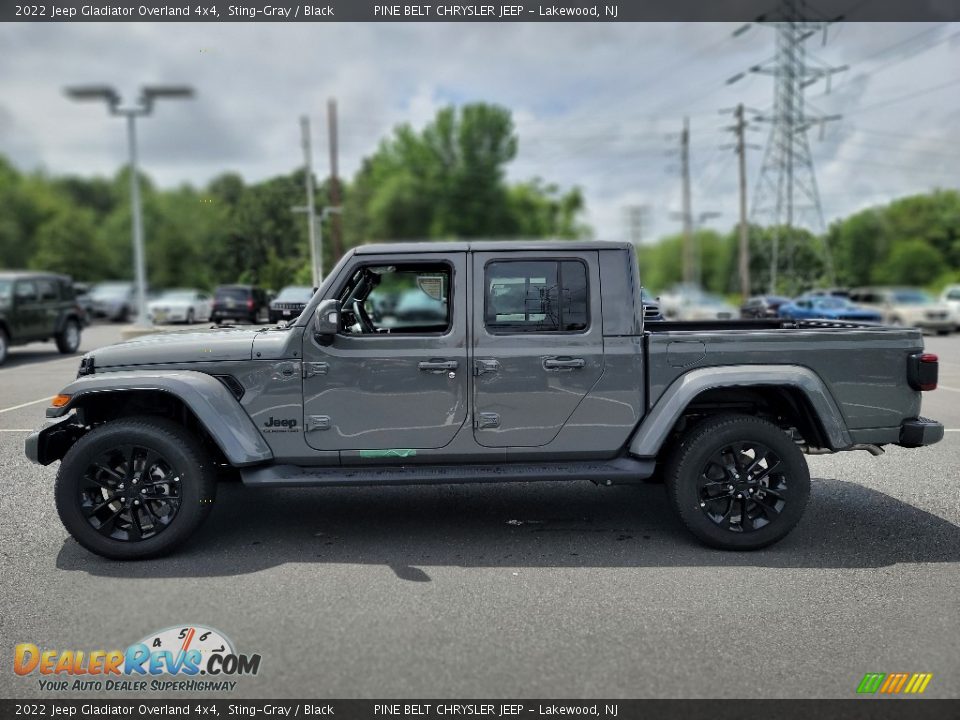 2022 Jeep Gladiator Overland 4x4 Sting-Gray / Black Photo #3