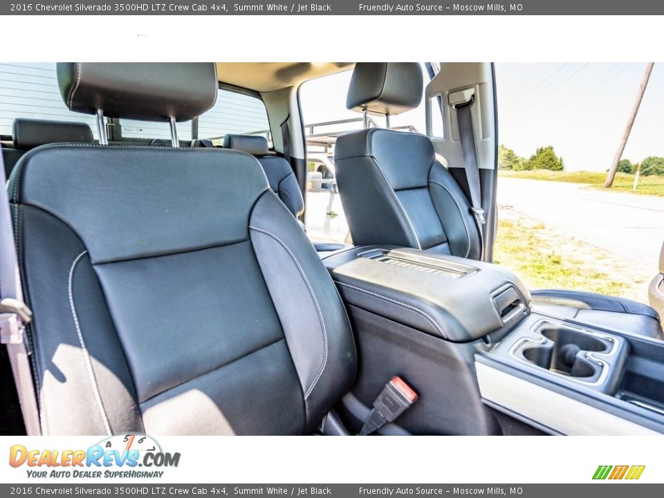 2016 Chevrolet Silverado 3500HD LTZ Crew Cab 4x4 Summit White / Jet Black Photo #25
