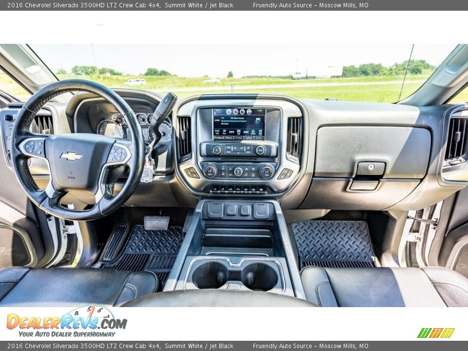 Dashboard of 2016 Chevrolet Silverado 3500HD LTZ Crew Cab 4x4 Photo #26