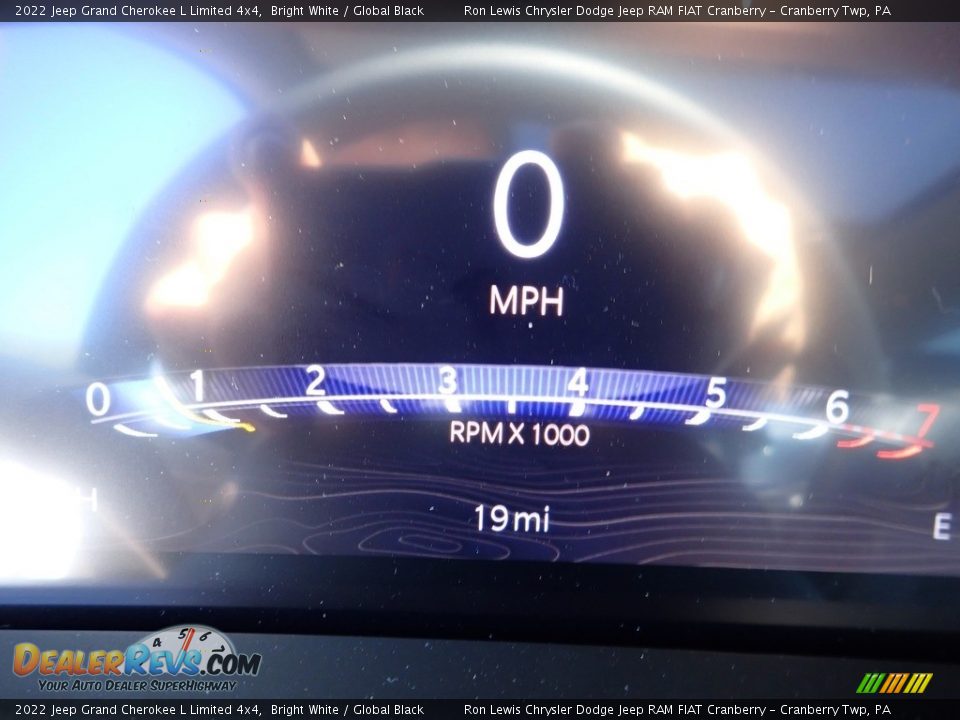 2022 Jeep Grand Cherokee L Limited 4x4 Bright White / Global Black Photo #16