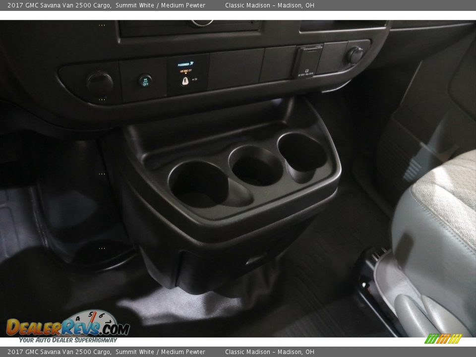 2017 GMC Savana Van 2500 Cargo Summit White / Medium Pewter Photo #10