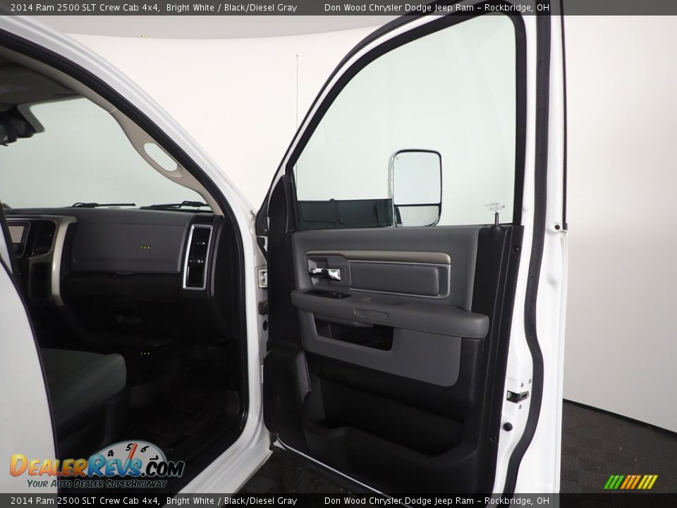 2014 Ram 2500 SLT Crew Cab 4x4 Bright White / Black/Diesel Gray Photo #24