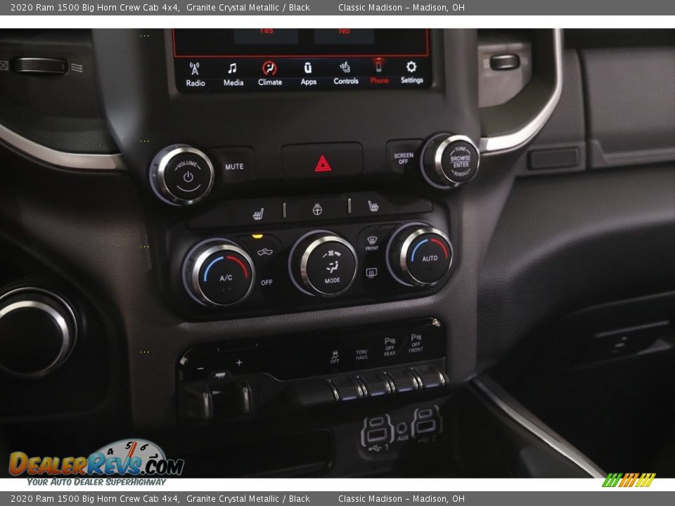 2020 Ram 1500 Big Horn Crew Cab 4x4 Granite Crystal Metallic / Black Photo #15