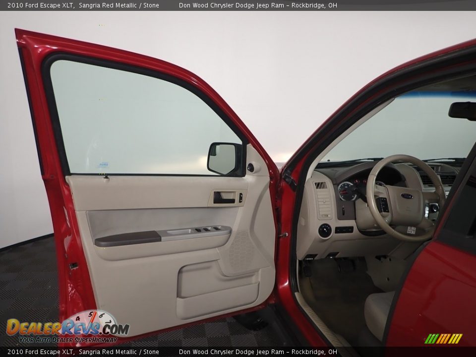 2010 Ford Escape XLT Sangria Red Metallic / Stone Photo #11