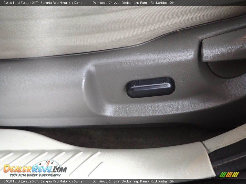 2010 Ford Escape XLT Sangria Red Metallic / Stone Photo #14