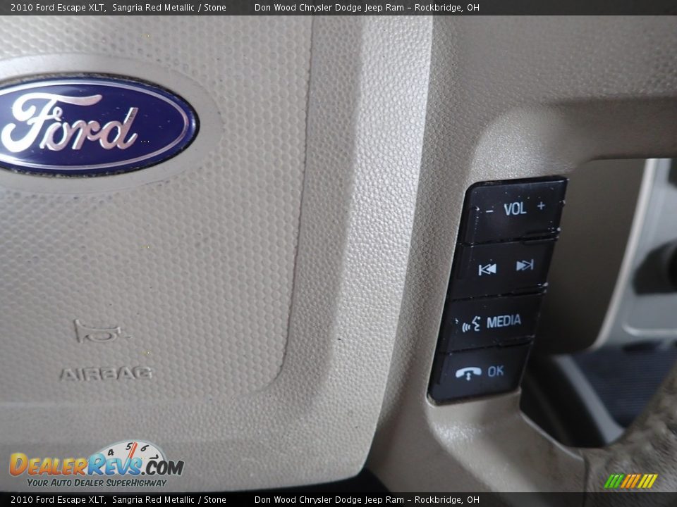 2010 Ford Escape XLT Sangria Red Metallic / Stone Photo #17