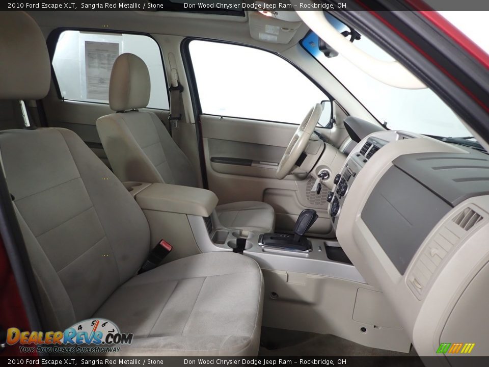 2010 Ford Escape XLT Sangria Red Metallic / Stone Photo #28
