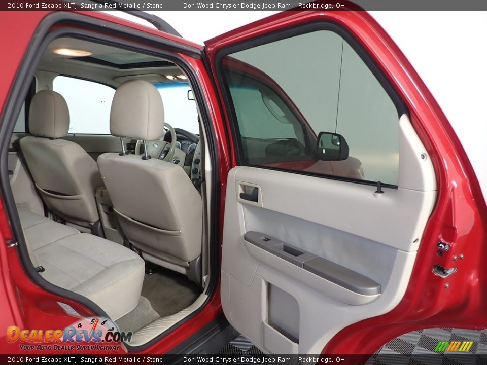 2010 Ford Escape XLT Sangria Red Metallic / Stone Photo #29