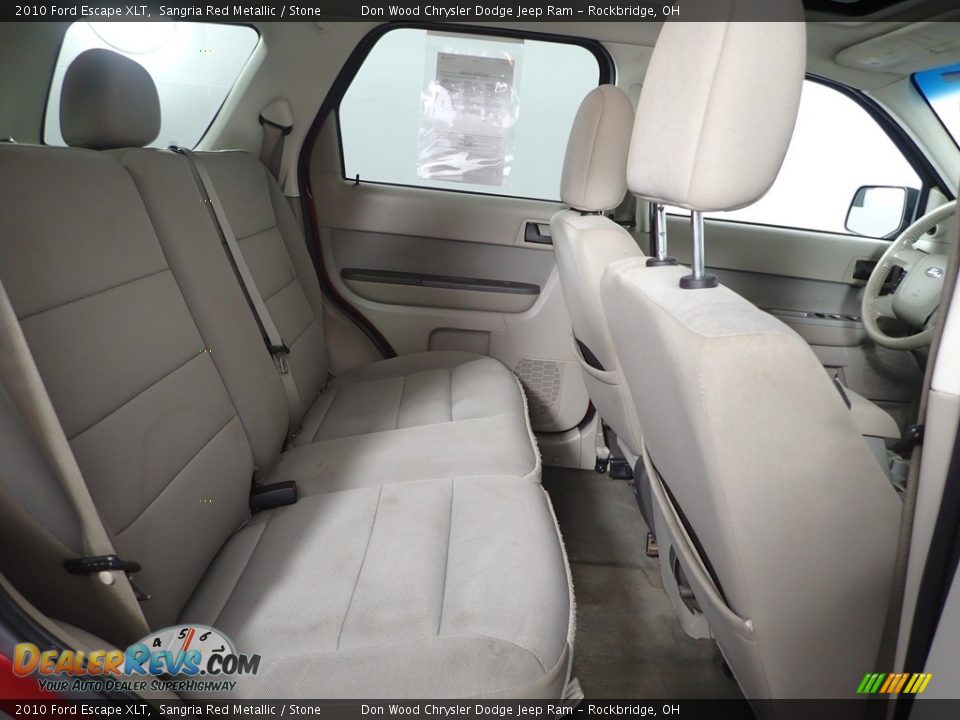 2010 Ford Escape XLT Sangria Red Metallic / Stone Photo #30