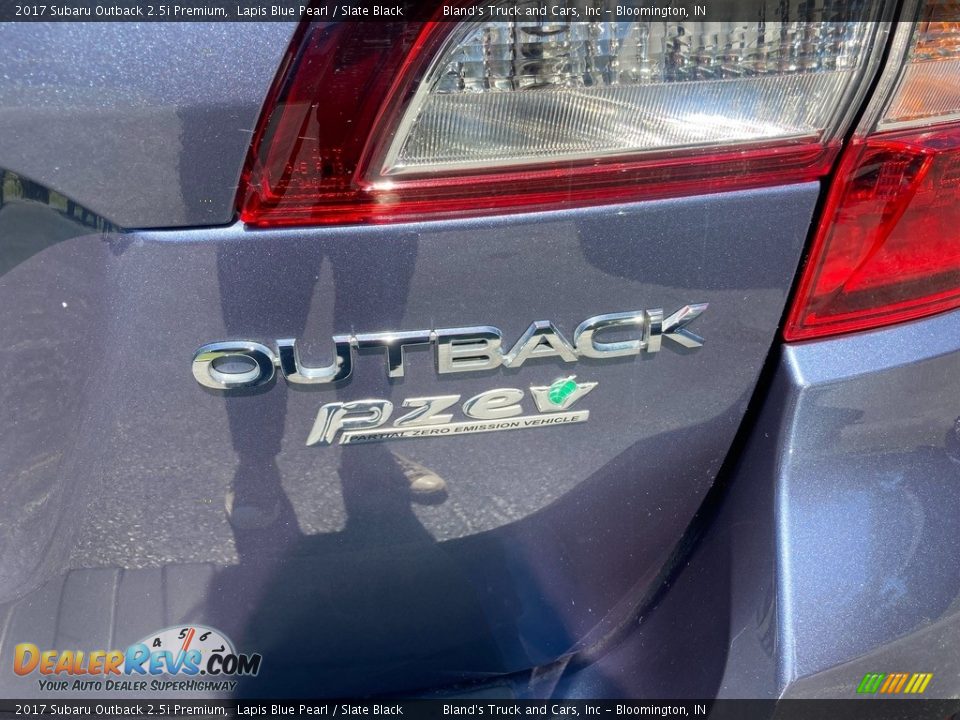2017 Subaru Outback 2.5i Premium Lapis Blue Pearl / Slate Black Photo #33