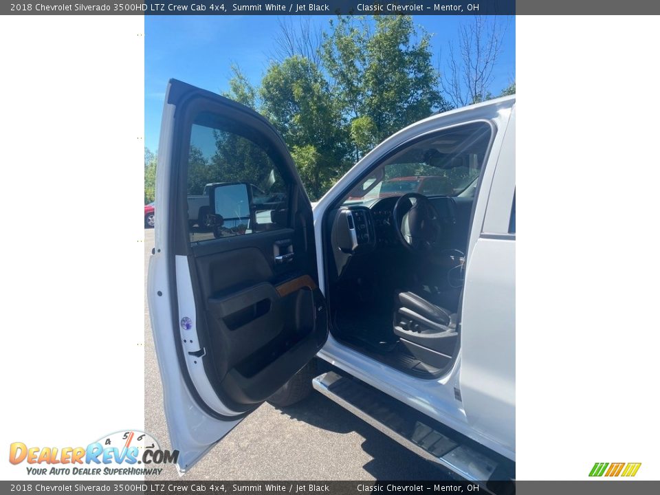 2018 Chevrolet Silverado 3500HD LTZ Crew Cab 4x4 Summit White / Jet Black Photo #5