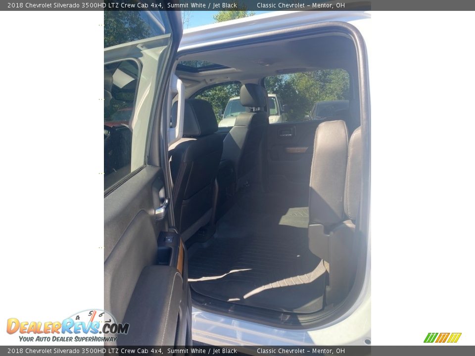 2018 Chevrolet Silverado 3500HD LTZ Crew Cab 4x4 Summit White / Jet Black Photo #8