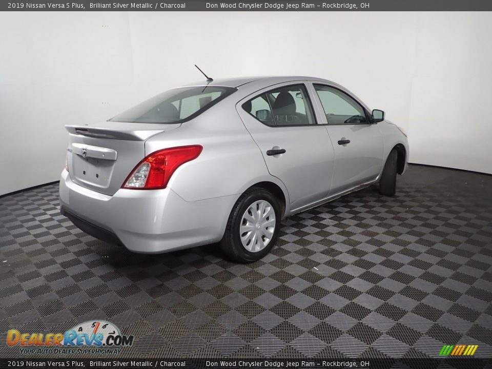 2019 Nissan Versa S Plus Brilliant Silver Metallic / Charcoal Photo #11