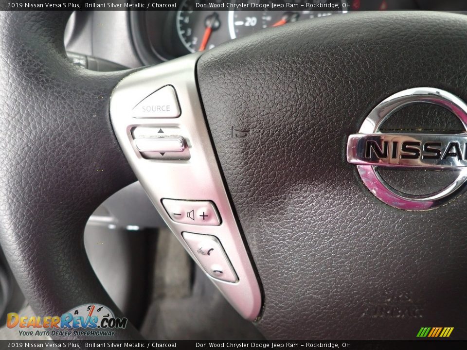 2019 Nissan Versa S Plus Brilliant Silver Metallic / Charcoal Photo #16