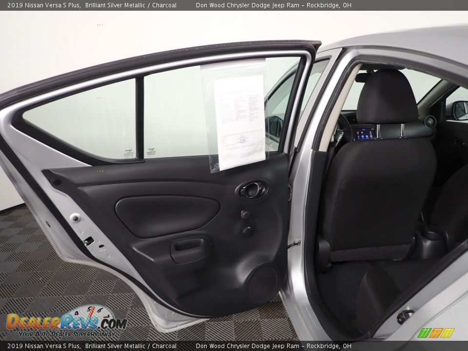 2019 Nissan Versa S Plus Brilliant Silver Metallic / Charcoal Photo #22